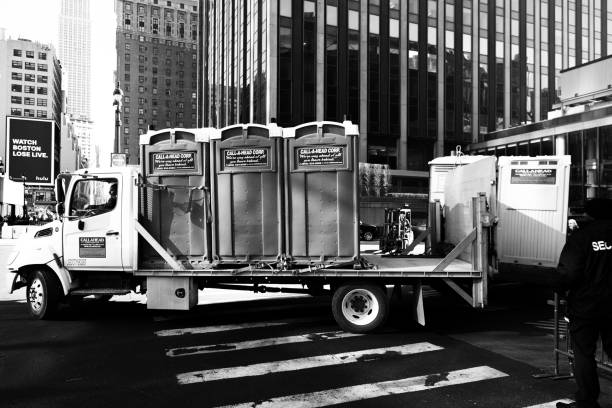 Best Porta potty delivery and setup  in Anchorage, AK
